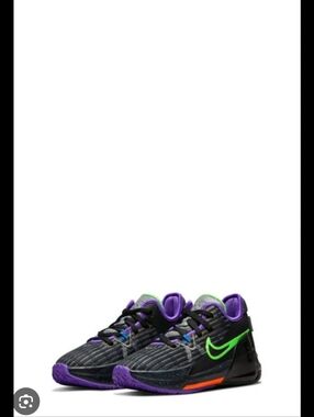 Nike Lebron Witness 6 - Size 1Y